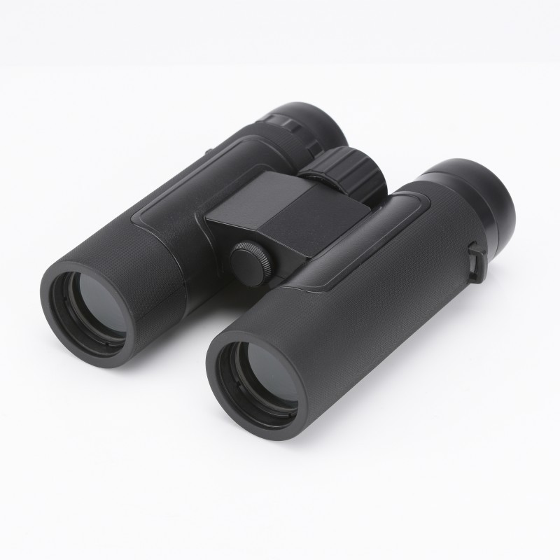 New compact 8x32 and 10x32 binoculars